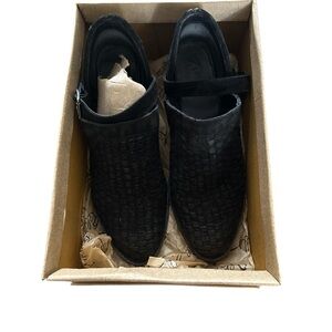 Rebels Black Mules with Textured Design